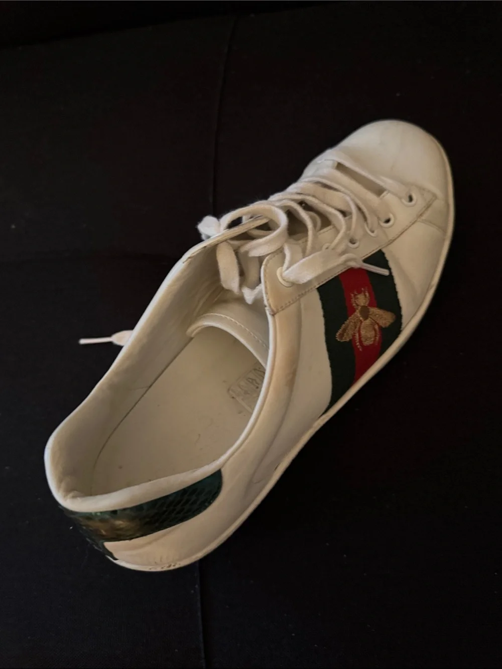Gucci White Leather Sneakers with Red and Green Stripe and Gold Bee